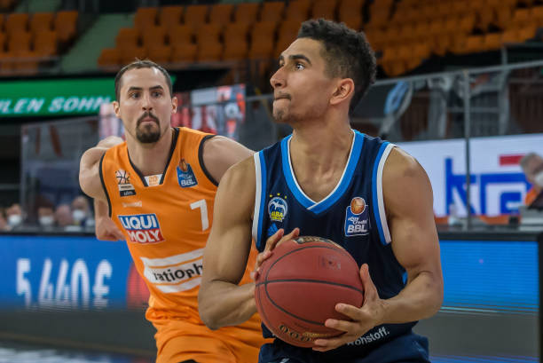 拥有如此昂 拥有如此昂