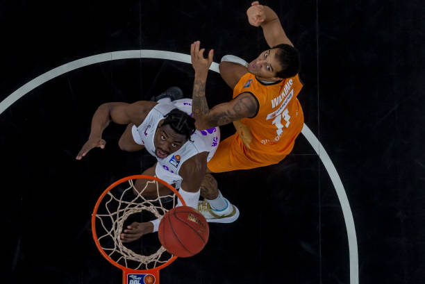 比赛的悬念 比赛的悬念